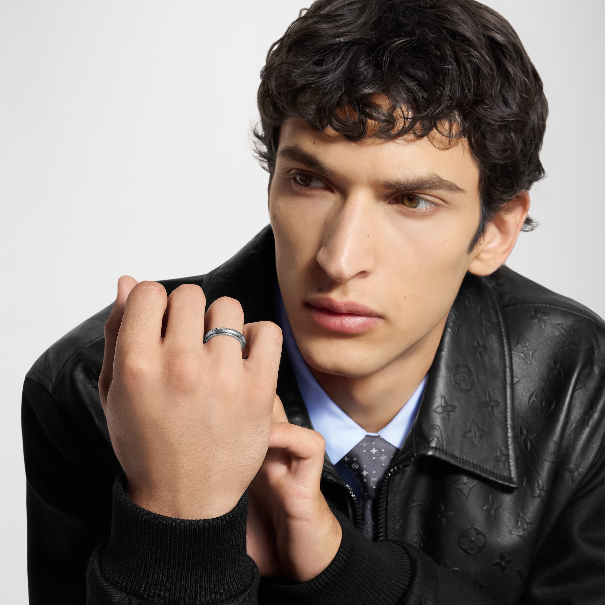 ベルト・LV イニシャル 40MM リバーシブル ダミエ・アズール｜ルイ